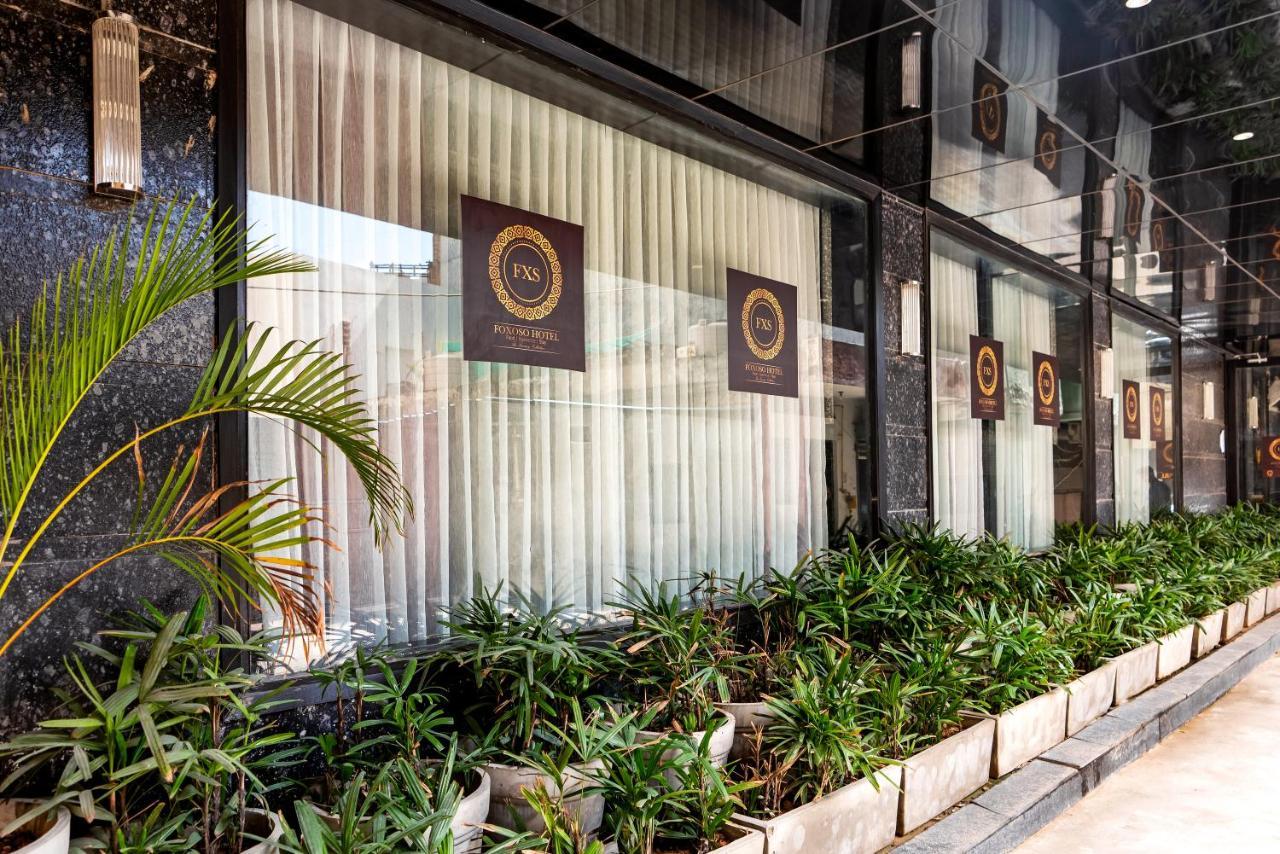 Foxoso Hotel, Delhi Airport Нью-Дели Экстерьер фото