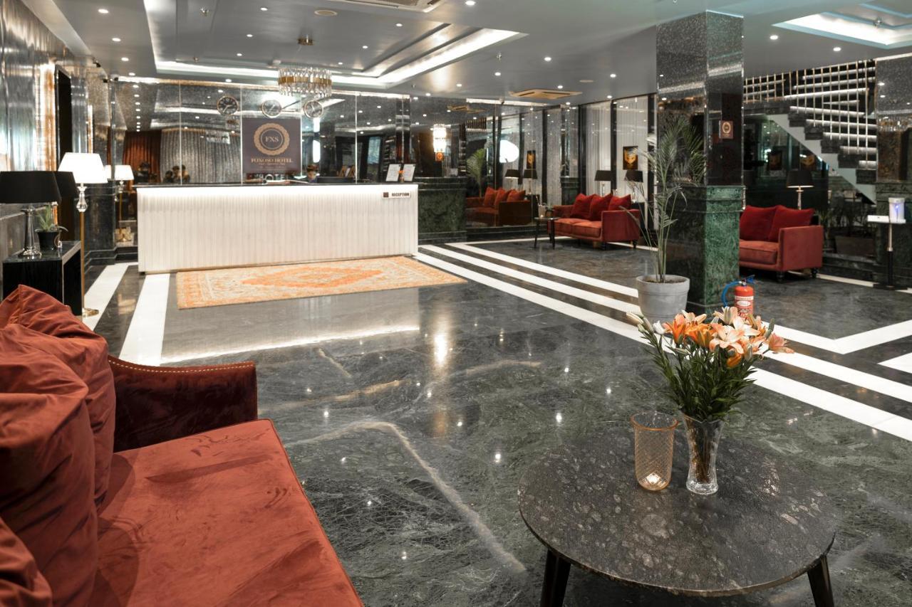 Foxoso Hotel, Delhi Airport Нью-Дели Экстерьер фото