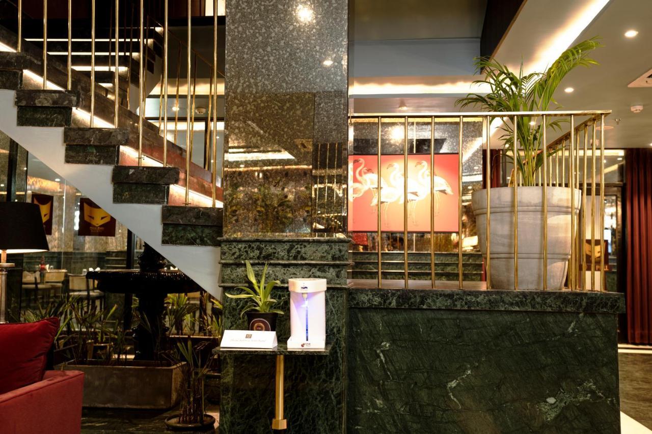 Foxoso Hotel, Delhi Airport Нью-Дели Экстерьер фото